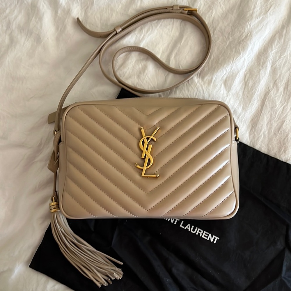 SAINT LAURENT
Calfskin Matelasse Monogram Lou Camera Bag Dark Beige